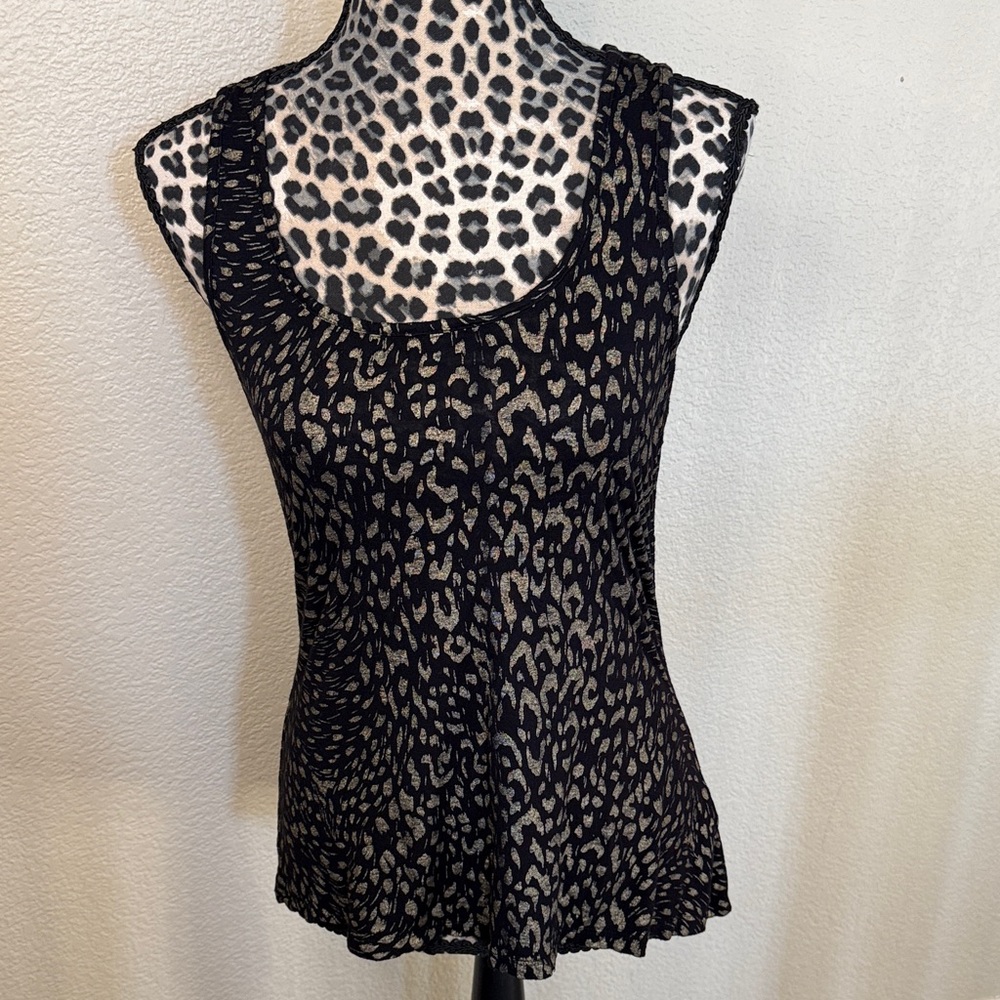 Chic Black and Gold Patterned Leopard Tank Top